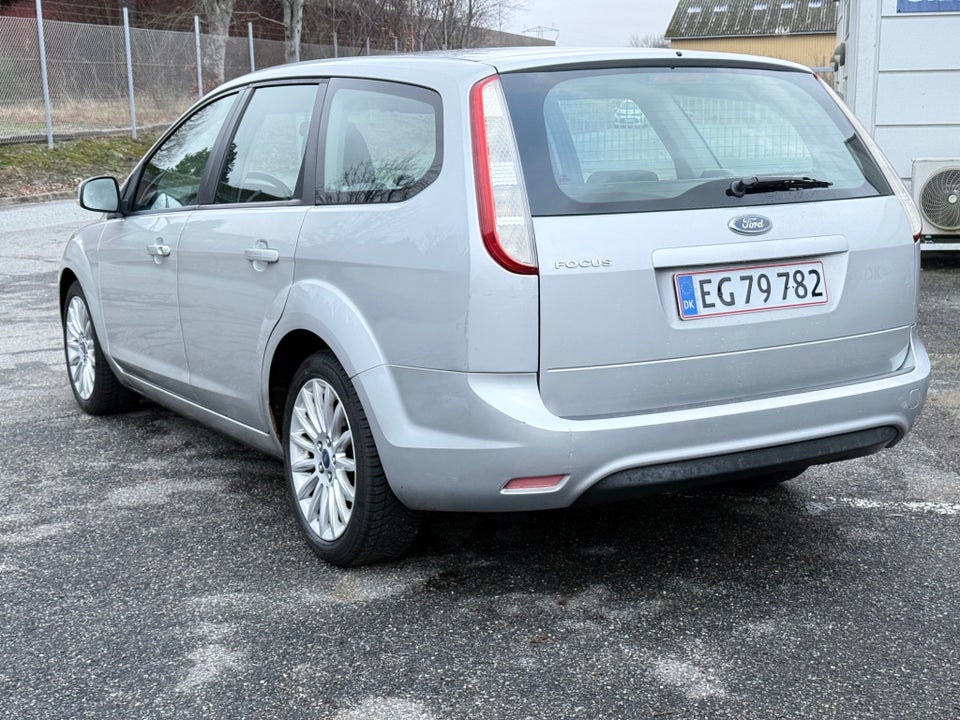 Ford Focus 1,6 Trend Collection stc. 5d