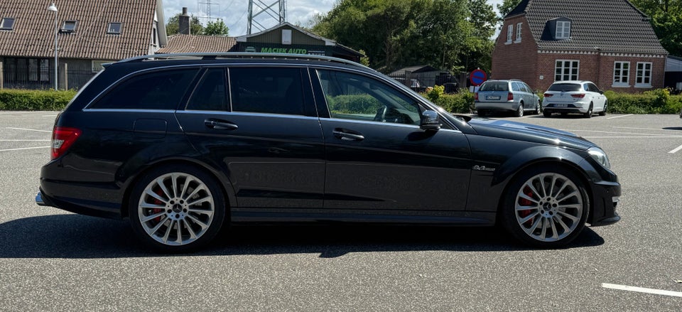 Mercedes C63 6,3 AMG Performance stc. aut. 5d