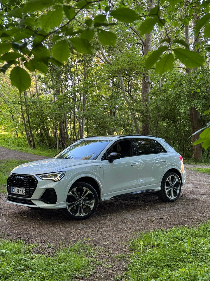 Audi Q3 45 TFSi e S-line plus S-tr. 5d