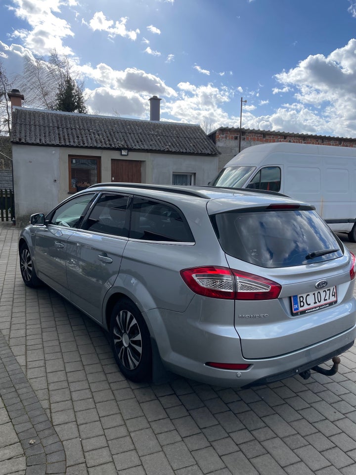 Ford Mondeo 1,6 TDCi 115 Trend stc. 5d