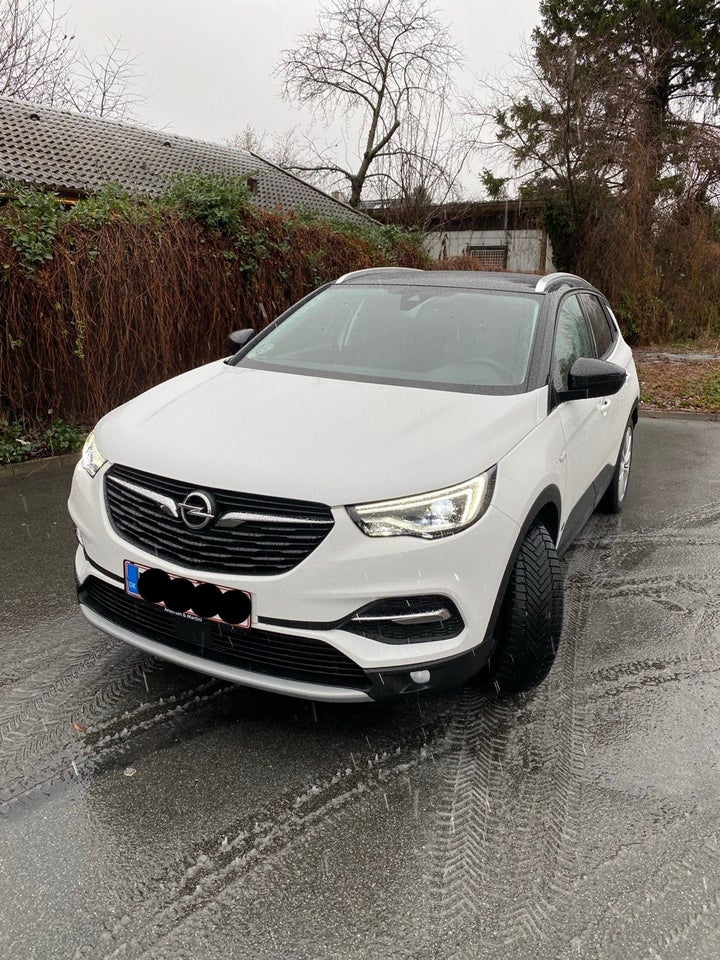 Opel Grandland X 1,6 Hybrid4 Ultimate aut. 5d