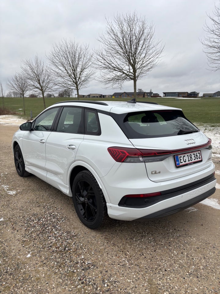 Audi Q4 e-tron 45 Progress 5d