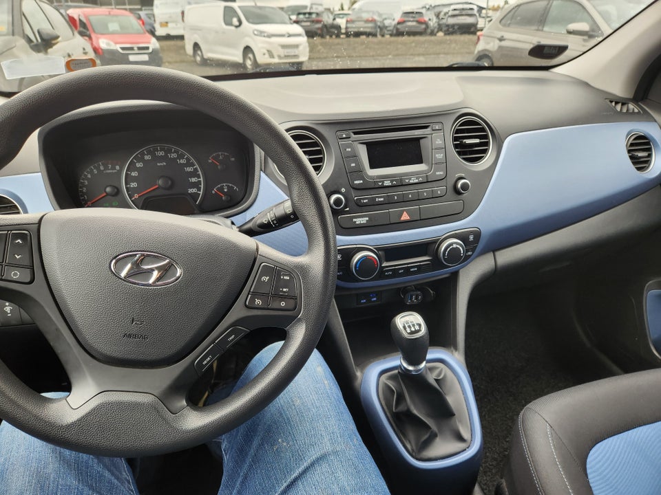 Hyundai i10 1,0 EM-Edition Eco 5d