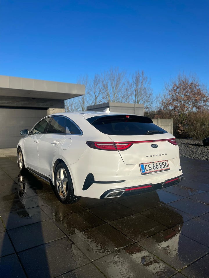 Kia ProCeed 1,6 CRDi 136 GT-Line DCT 5d