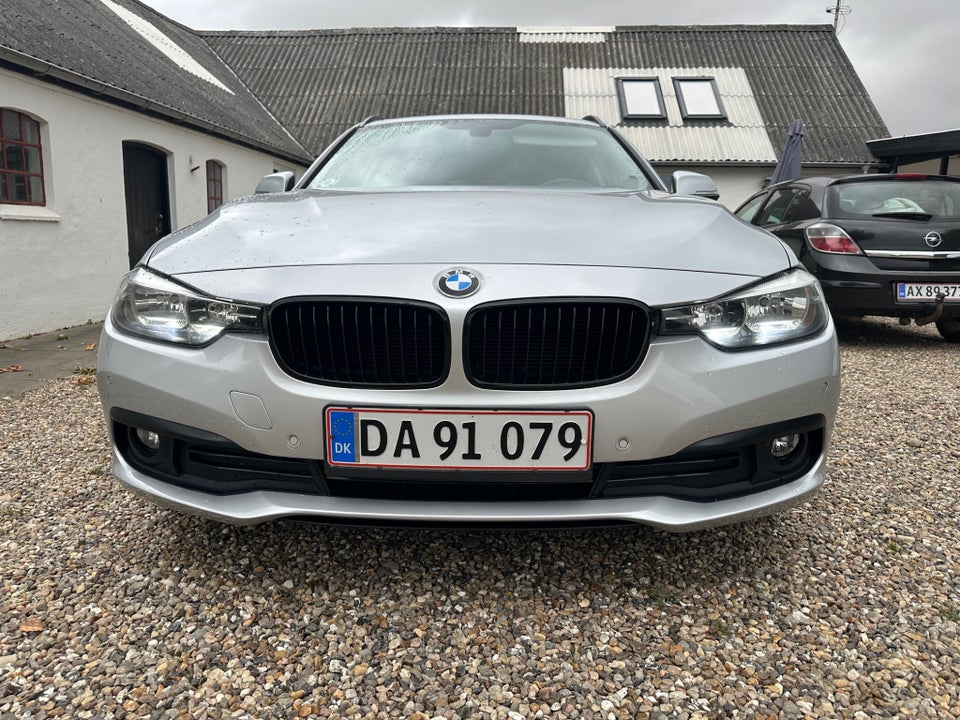 BMW 318d 2,0 Touring aut. 5d