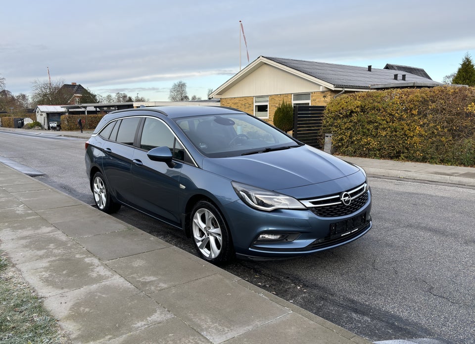 Opel Astra 1,6 CDTi 110 Innovation Sports Tourer 5d