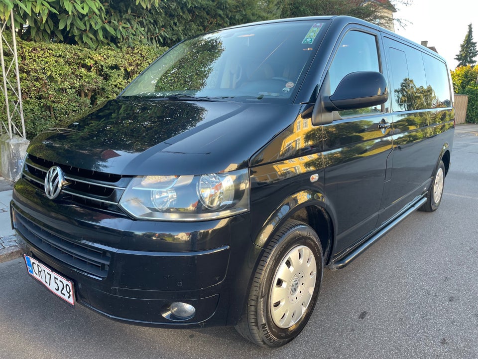 VW Caravelle 2,0 TDi 140 Comfortline DSG lang 4d