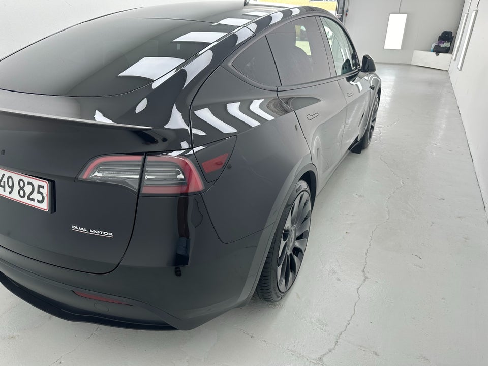 Tesla Model Y Performance AWD 5d