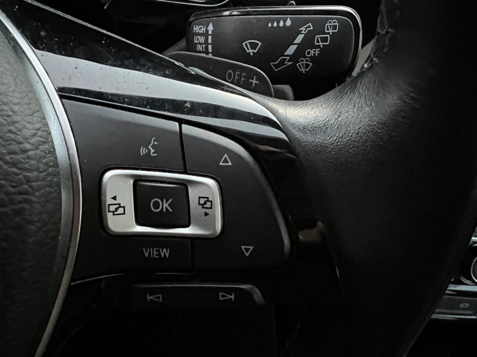 VW Touran 1,5 TSi 150 Highline DSG 7prs 5d