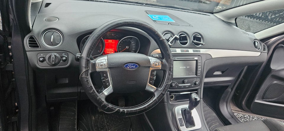 Ford S-MAX 2,0 TDCi 163 Titanium S aut. 5d
