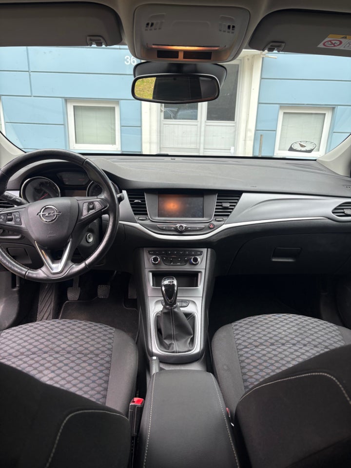 Opel Astra 1,6 CDTi 136 Excite Sports Tourer 5d