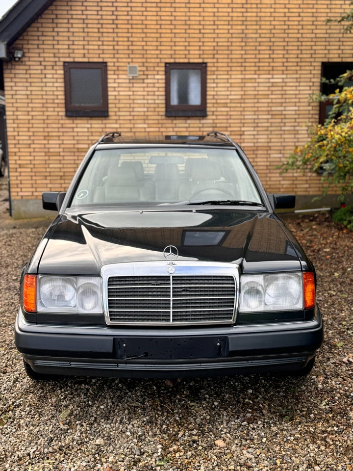 Mercedes 300 E 3,0 Sportline stc. aut. 5d
