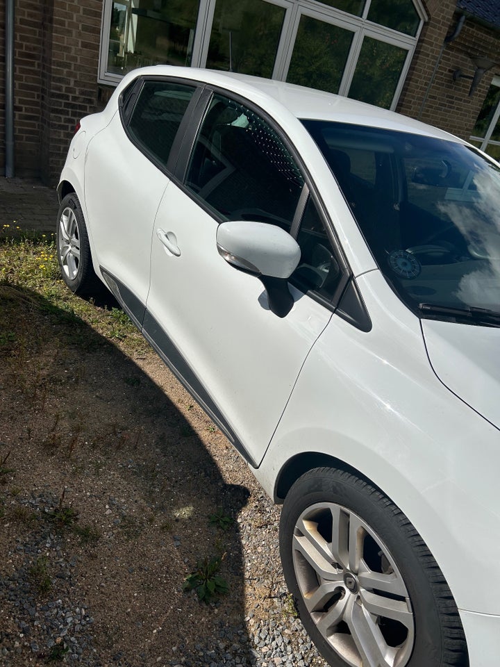 Renault Clio IV 0,9 TCe 90 Zen 5d