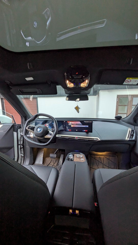 BMW iX xDrive40 5d