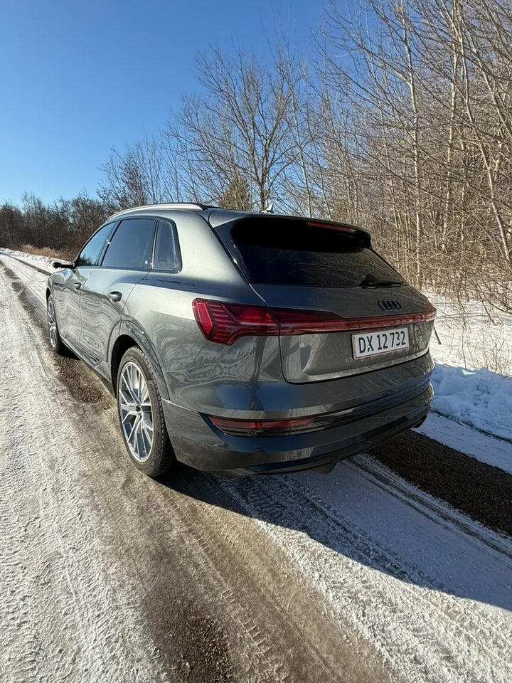 Audi e-tron 55 S-line Prestige quattro 5d