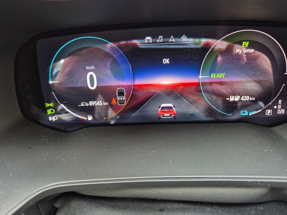 Renault Captur 1,6 E-Tech Intens 5d
