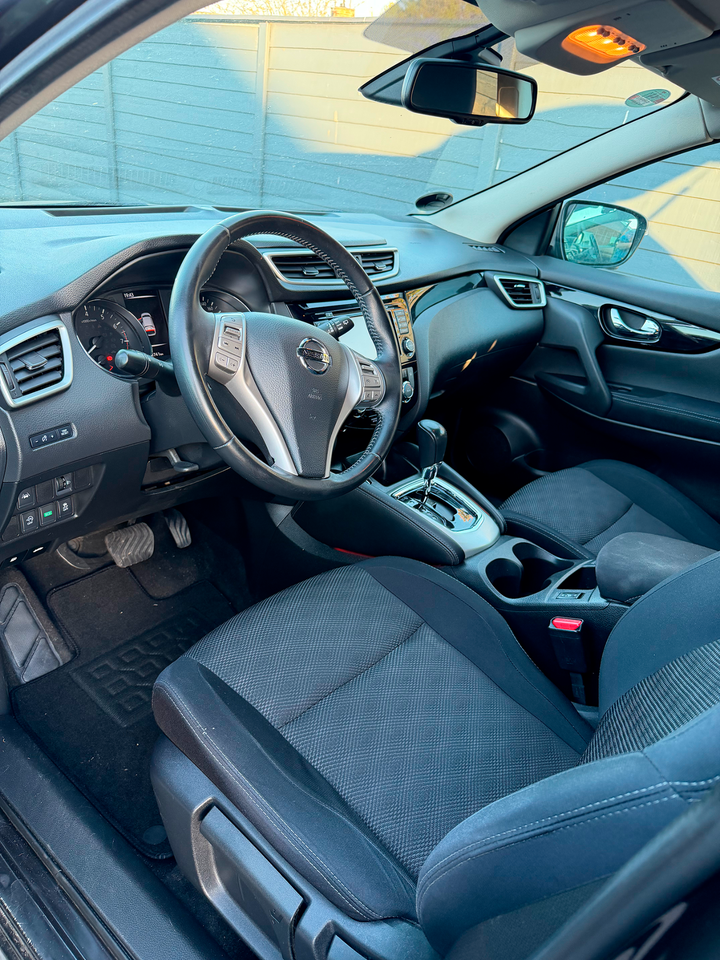 Nissan Qashqai 1,2 Dig-T 115 N-Connecta X-tr. 5d