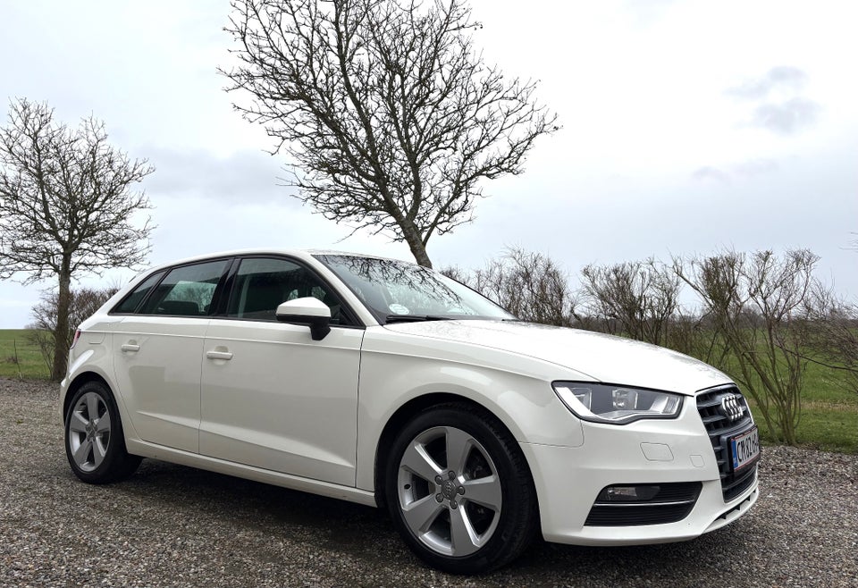 Audi A3 1,6 TDi 110 Ambition Sportback 5d