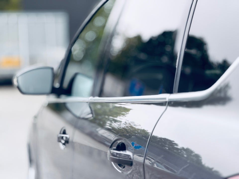 Ford C-MAX 1,0 SCTi 125 Titanium 5d