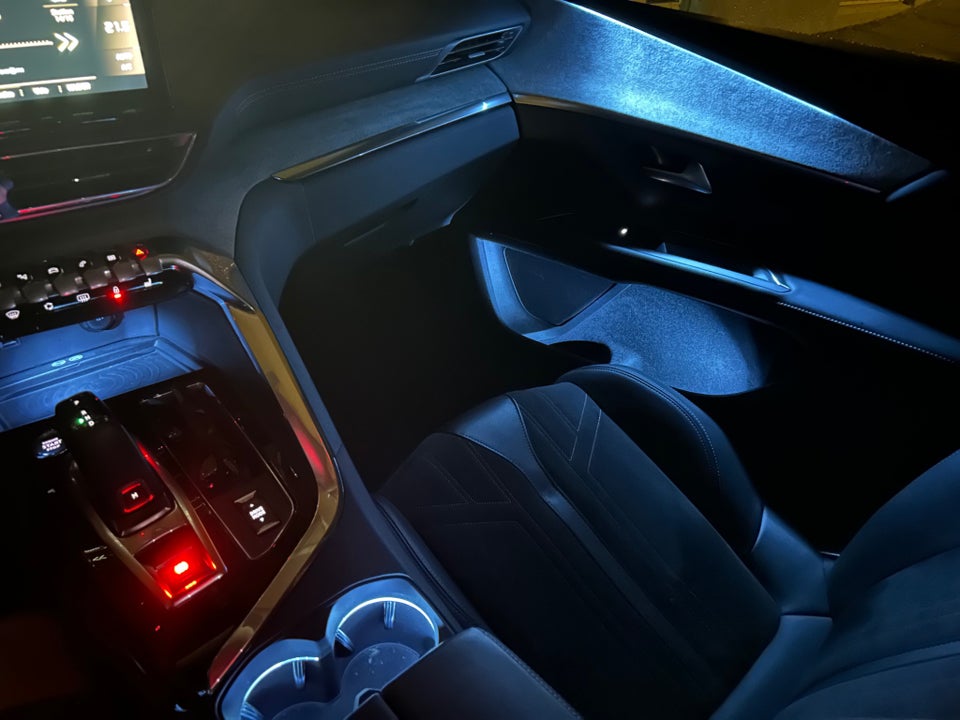 Peugeot 5008 1,6 PureTech 180 GT EAT8 7prs 5d
