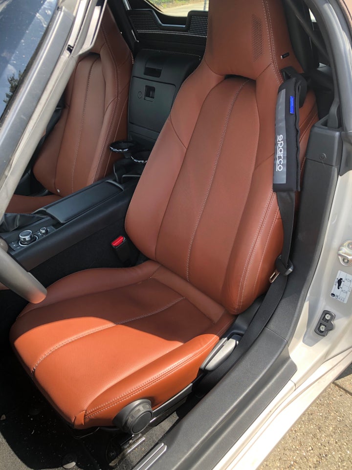 Mazda MX-5 2,0 SkyActiv-G 184 RF Kazari 2d