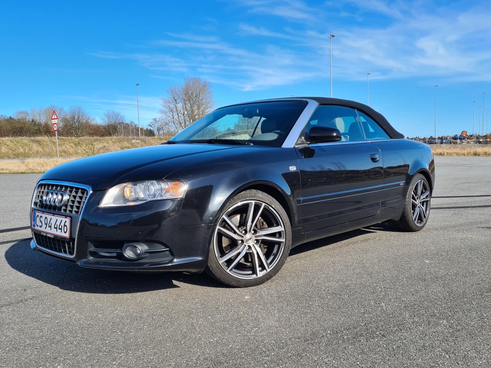 Audi A4 3,2 FSi Cabriolet quattro Tiptr. 2d