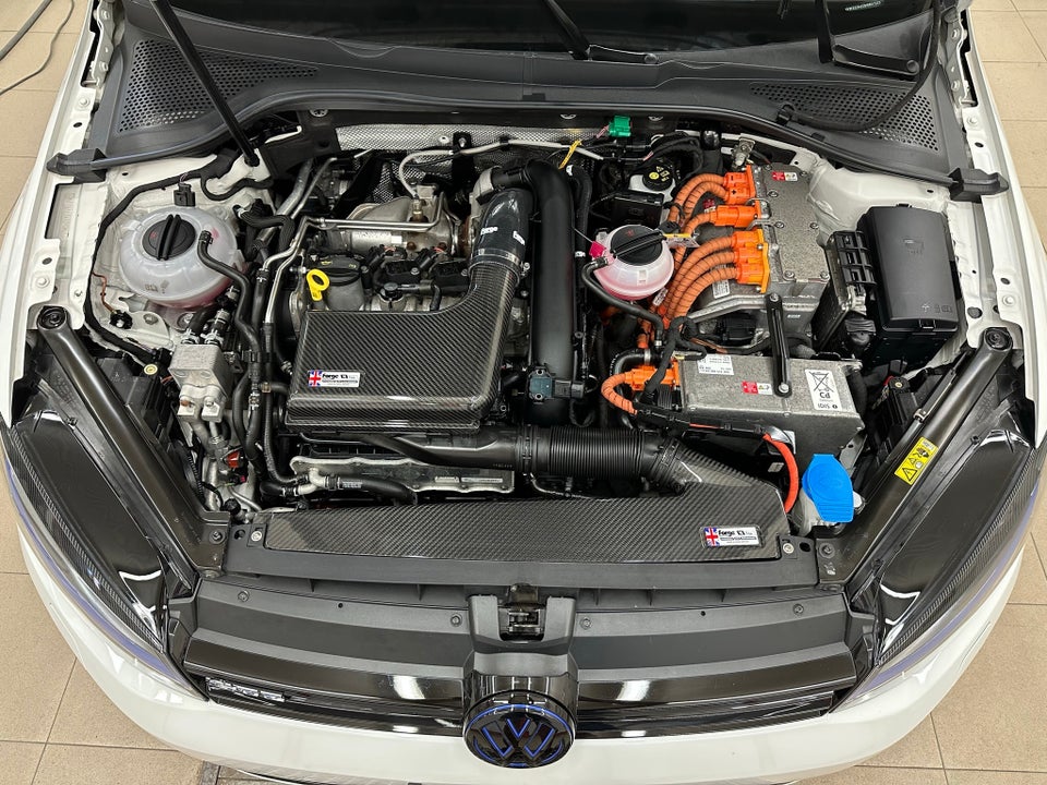 VW Golf VII 1,4 GTE DSG 5d