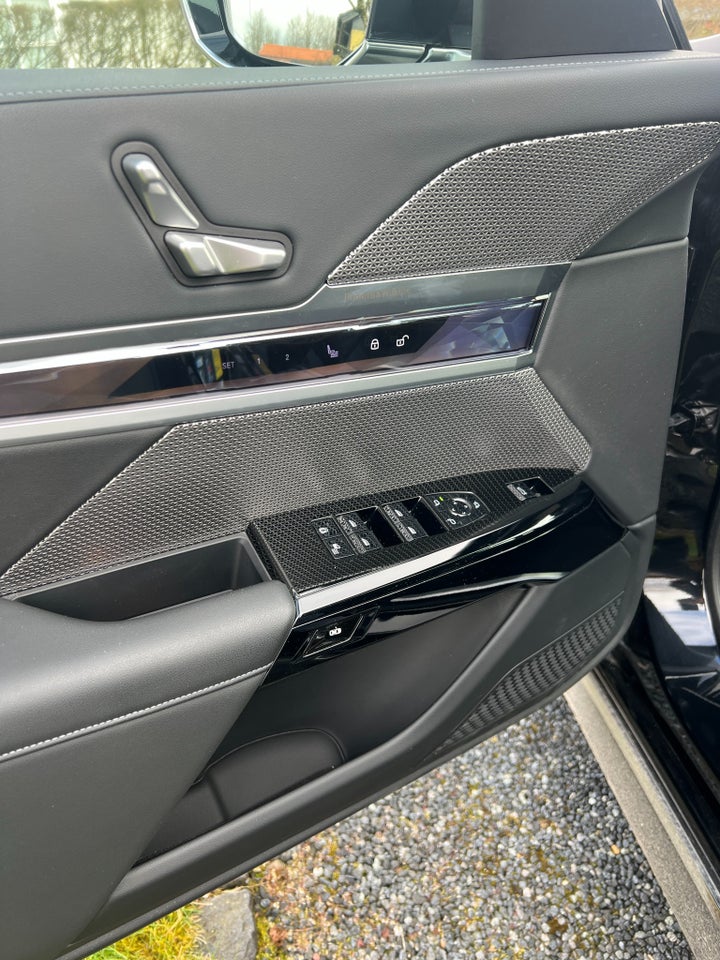 BMW i7 xDrive60 M-Sport 4d