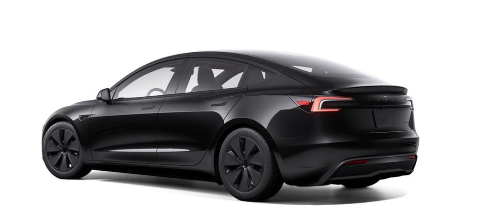 Tesla Model 3 Long Range AWD 4d
