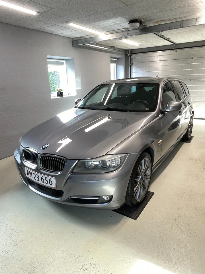 BMW 335i 3,0 Touring xDrive Steptr. 5d