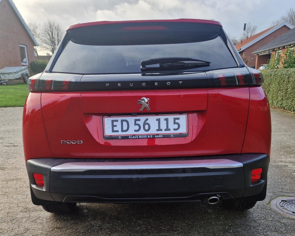 Peugeot 2008 1,5 BlueHDi 130 Allure EAT8 5d