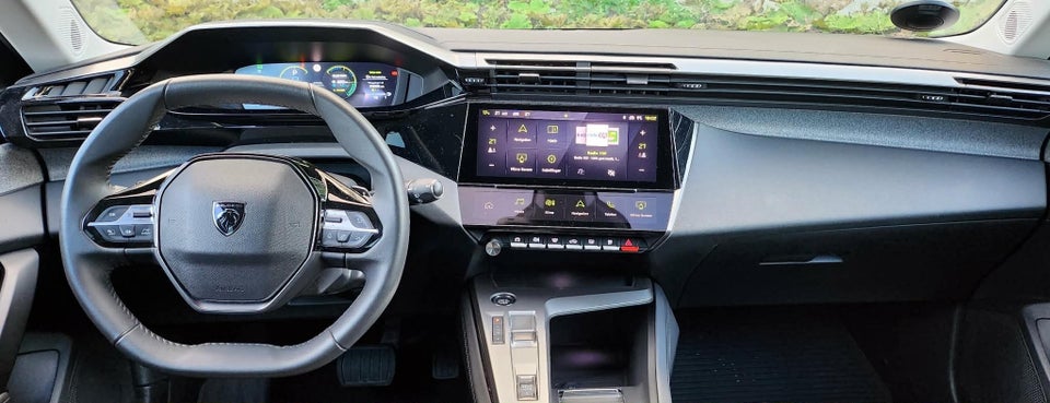 Peugeot 308 1,6 Hybrid First Selection+ EAT8 5d