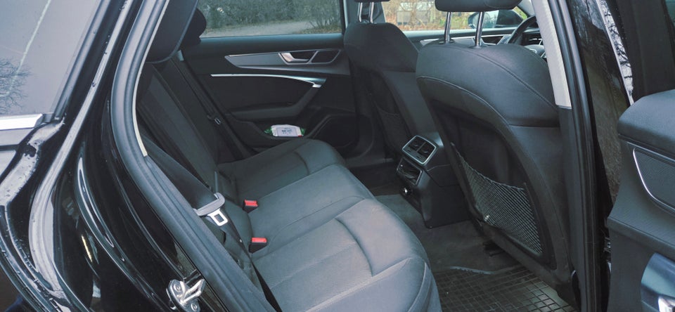 Audi A6 40 TDi Avant S-tr. 5d