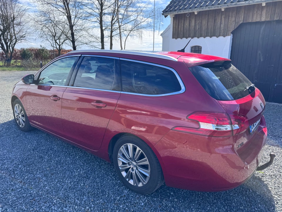Peugeot 308 1,6 BlueHDi 120 Allure Sky SW 5d