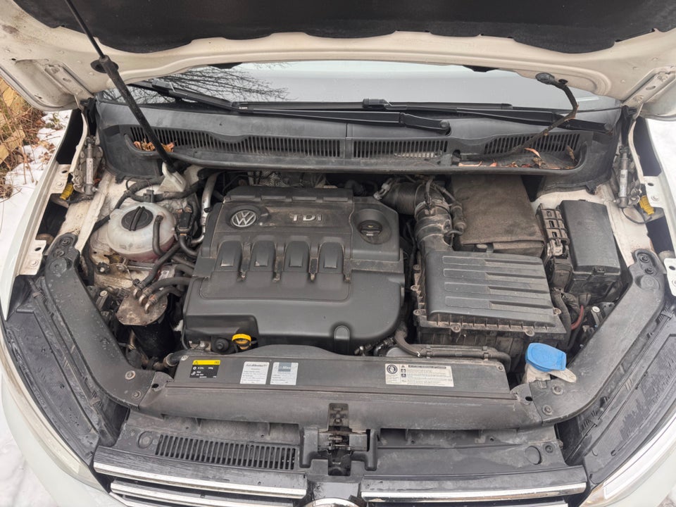 VW Touran 2,0 TDi 190 Highline DSG 7prs 5d