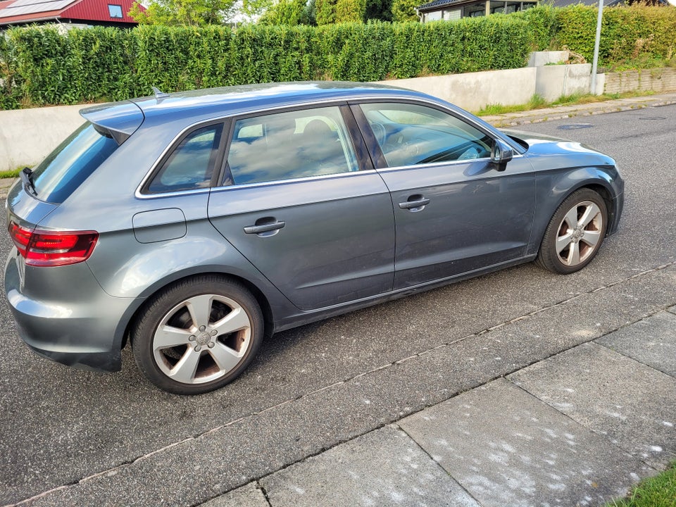 Audi A3 1,4 TFSi 125 Ambition Sportback 5d