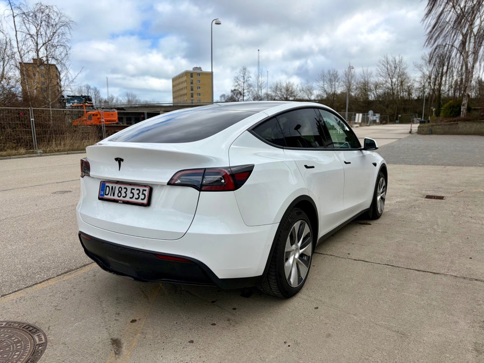 Tesla Model Y Long Range AWD 5d