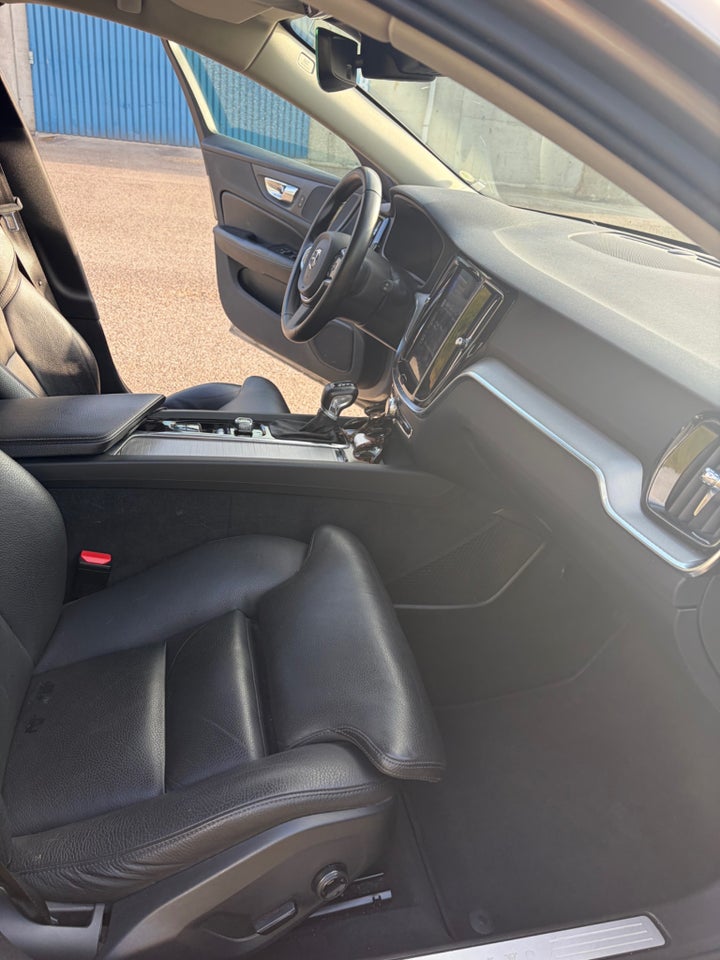 Volvo V60 2,0 D4 190 Inscription aut. 5d