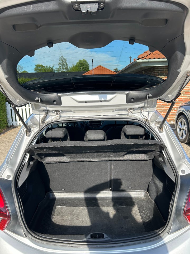 Peugeot 208 1,6 BlueHDi 100 Envy+ 5d