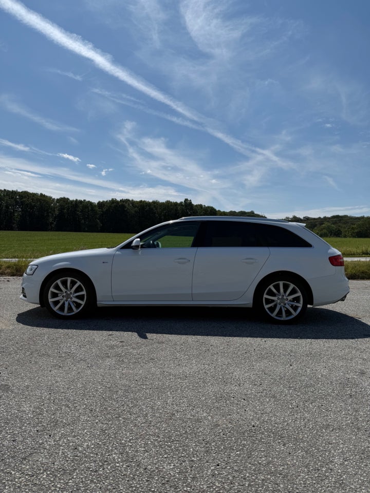 Audi A4 2,0 TDi 190 S-line Avant S-tr. 5d