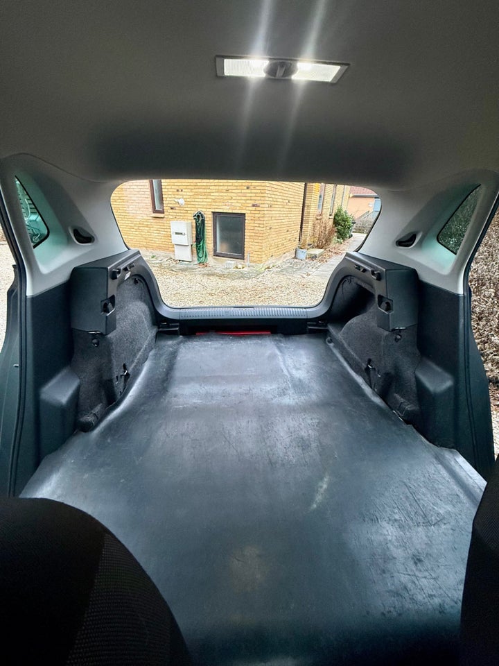 VW Polo 1,2 TSi 90 Comfortline BMT Van 5d