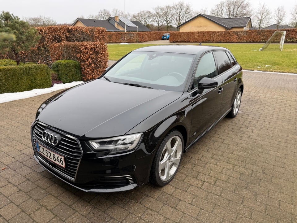 Audi A3 1,4 e-tron Sportback S-tr. 5d