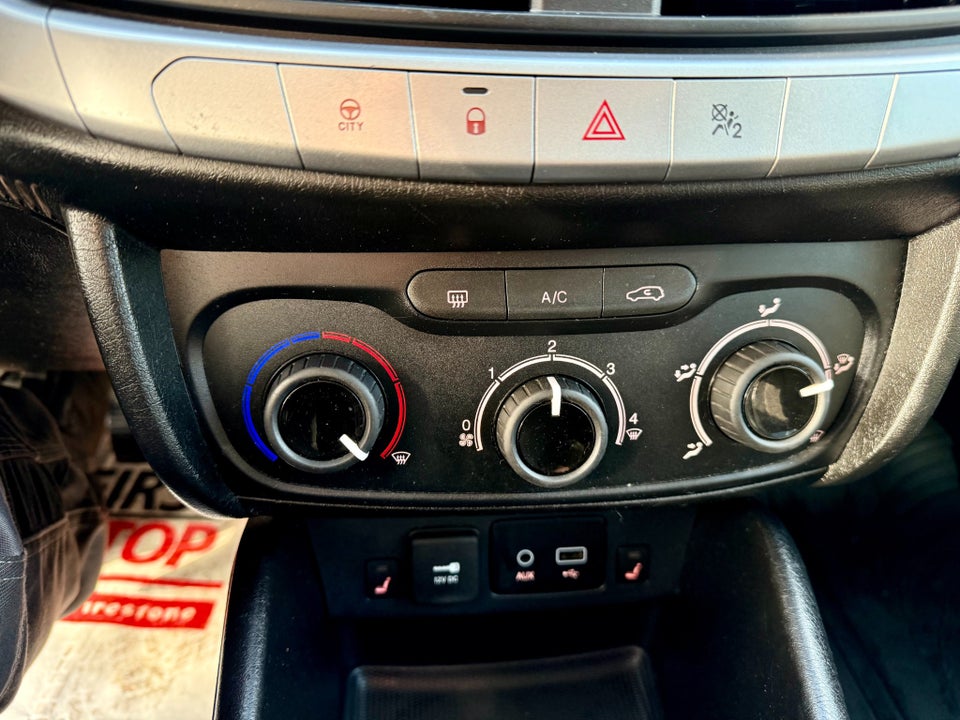 Fiat Tipo 1,4 16V Easy SW 5d