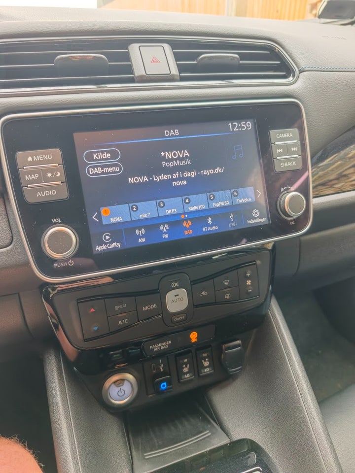 Nissan Leaf 39 Tekna 5d
