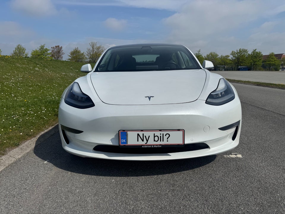 Tesla Model 3 Long Range AWD 4d