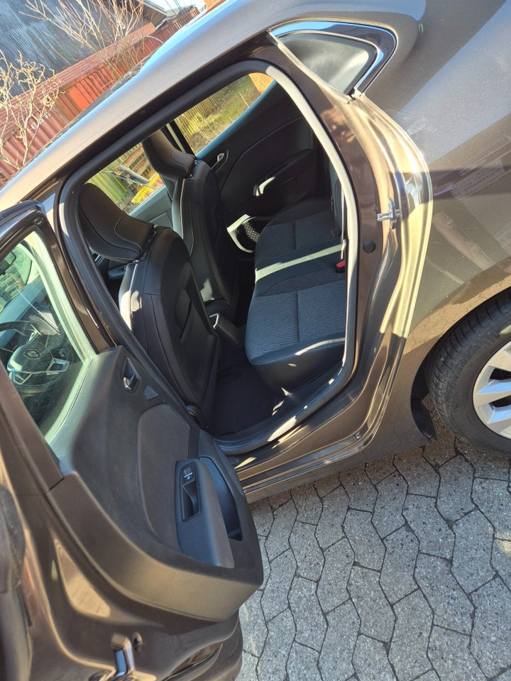 Renault Clio V 1,0 TCe 100 Intens 5d