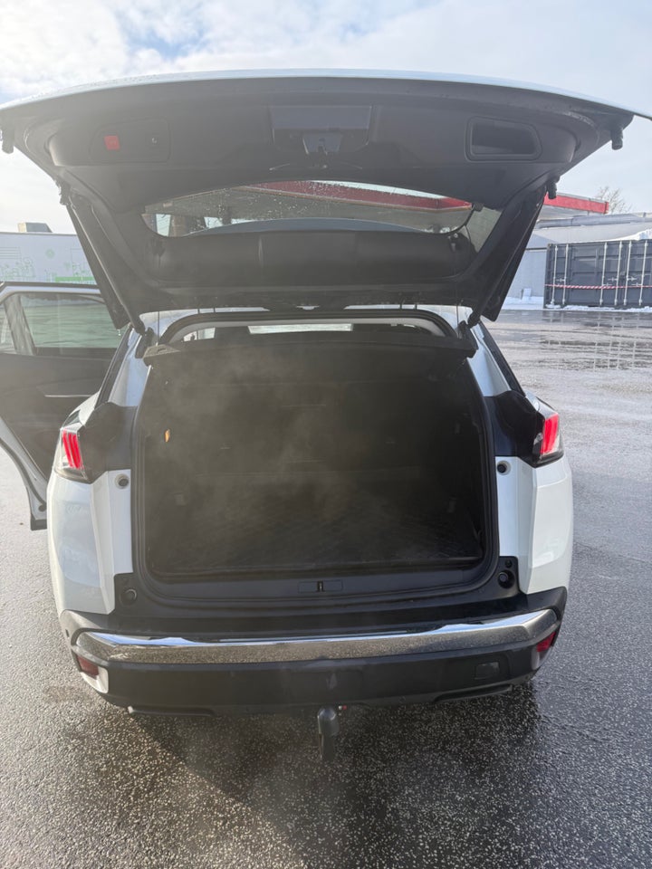 Peugeot 3008 1,6 Hybrid Selection EAT8 5d