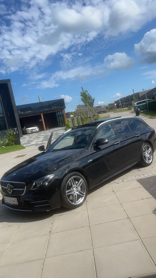 Mercedes E43 3,0 AMG stc. aut. 4Matic 5d