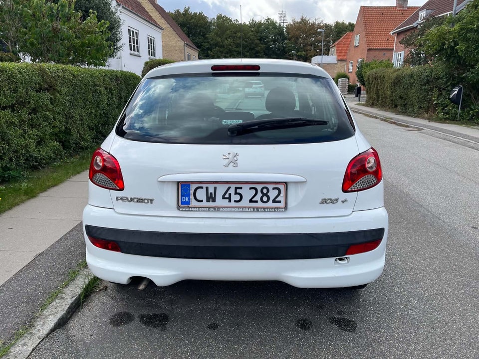 Peugeot 206+ 1,4 Comfort 5d