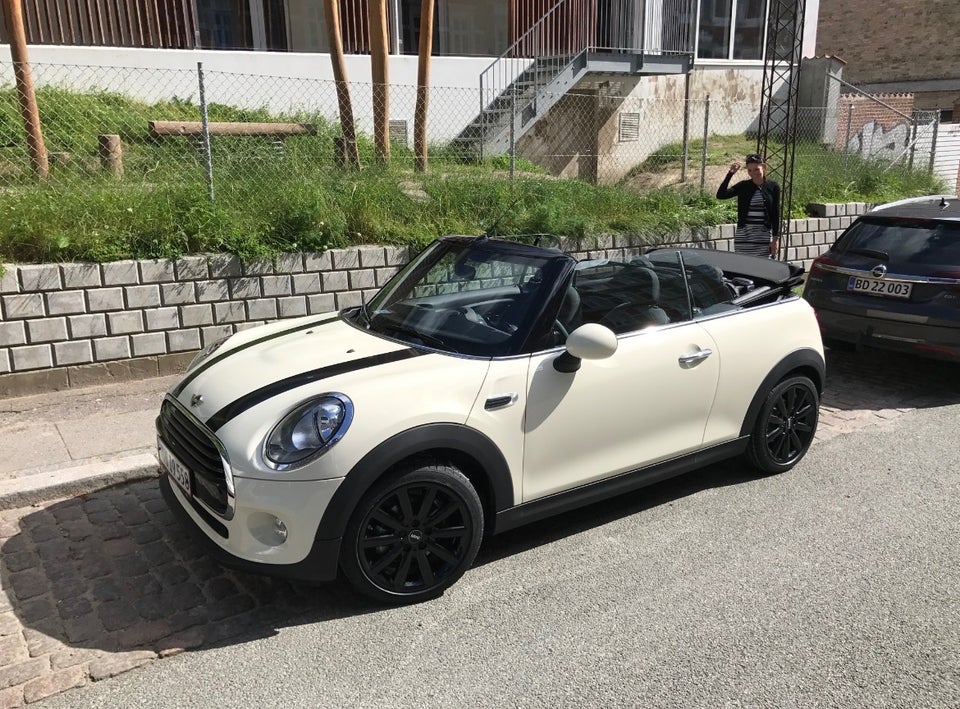 MINI Cooper 1,5 Cabriolet 2d